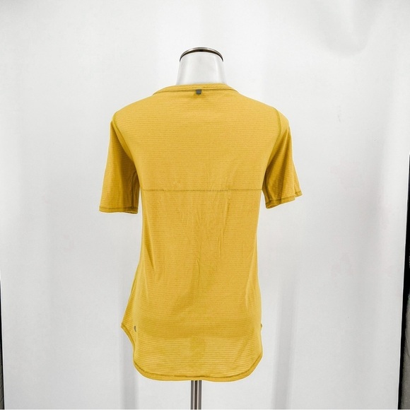 Lululemon Yellow Athletic Short Sleeve Shirt - Picture 3 of 4